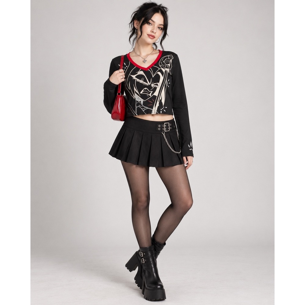 Hazbin Hotel Vaggie Graphic Crop Top Hot Topic Black Red V-Neck XL Long Sleeve